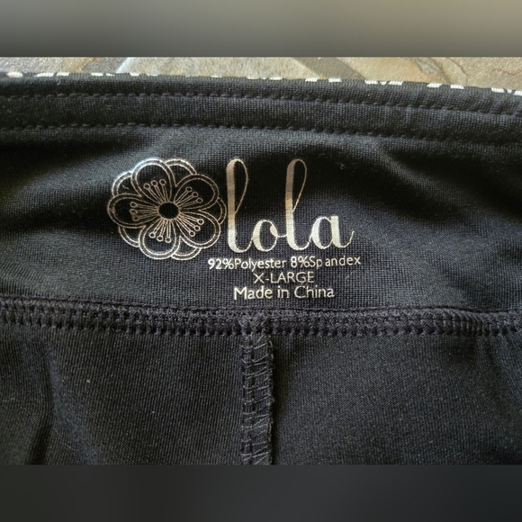 Lola Black & White Geometric Ruffle Hem Athletic Skirt X-Large - Picture 6 of 6